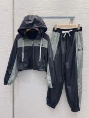ミュウミュウ服 Miu Miu 2025新作 スポーツスーツ
