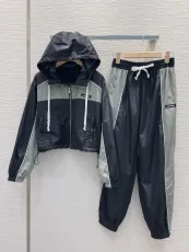 ミュウミュウ服 Miu Miu 2025新作 スポーツスーツ