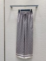 ルイヴィトン服 LOUIS VUITTON 2025新作 ズボン
