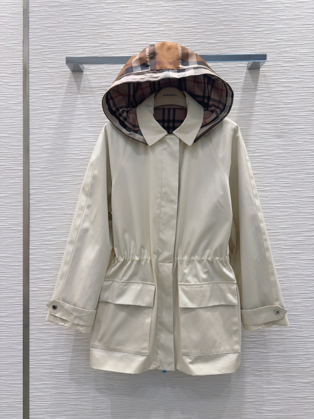 バーバリー服 BURBERRY 2025新作 トレンチコート