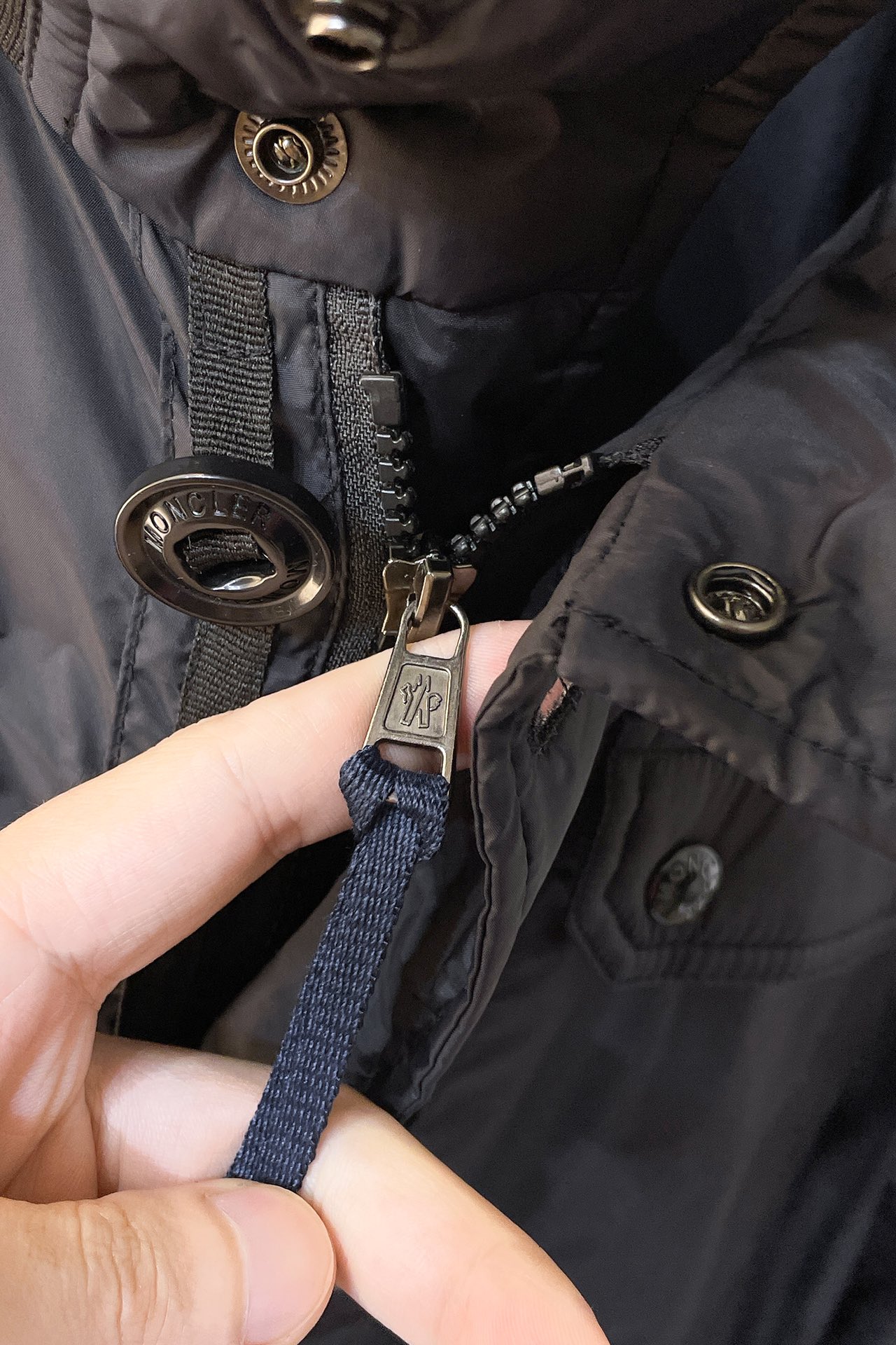 モンクレール服 MONCLER 2025新作 フード付きジャケット