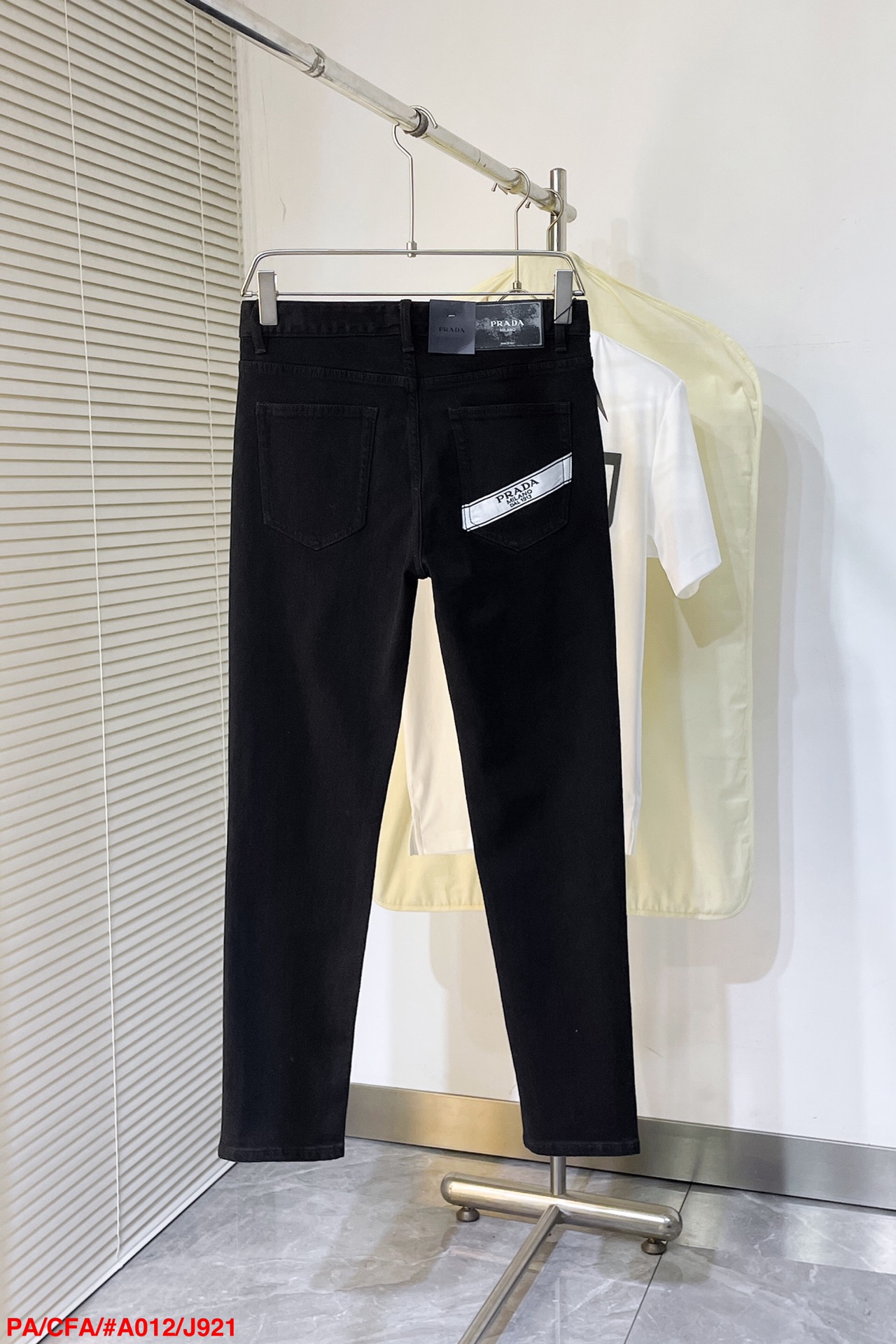 プラダ服 PRADA 2025新作 ズボン