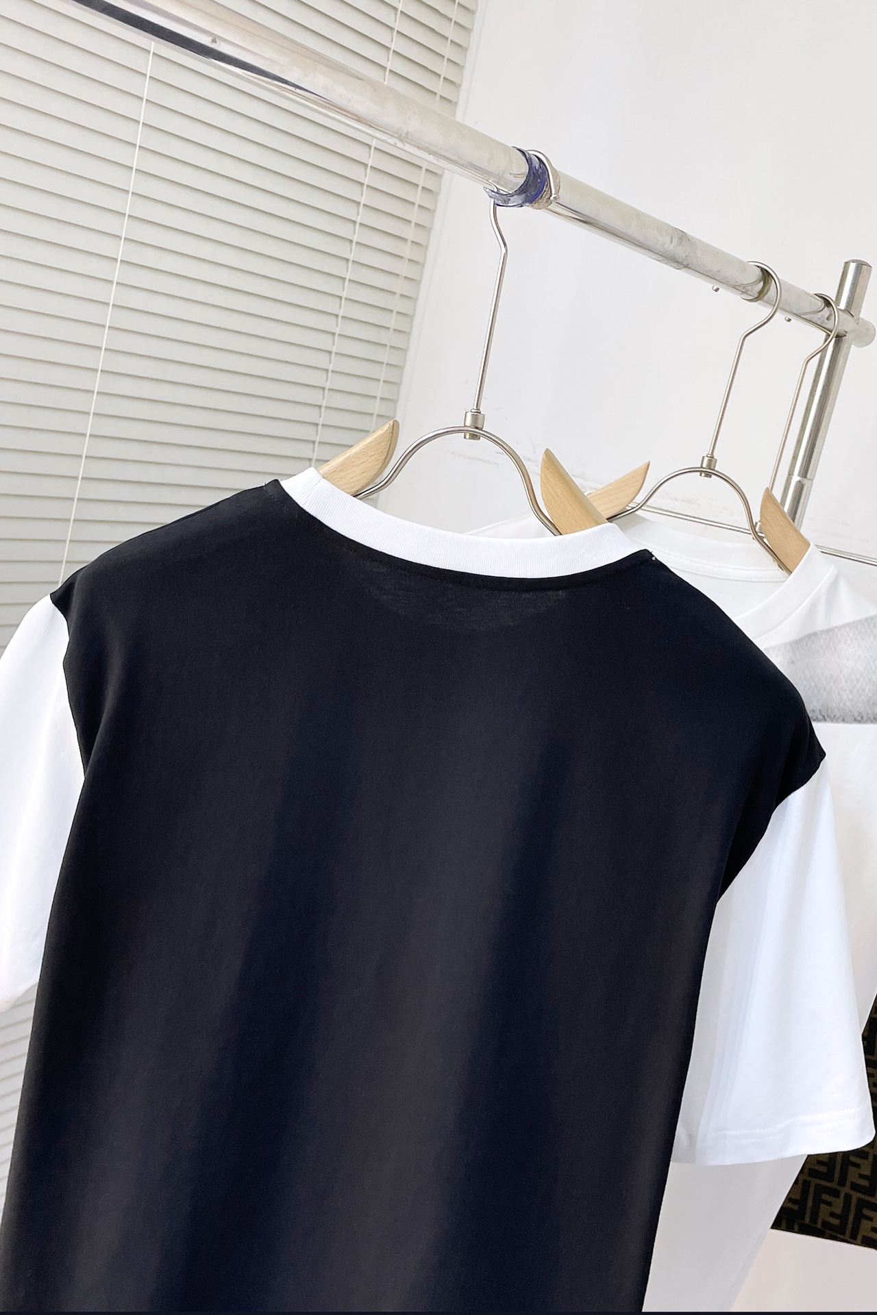 ディオール服 DIOR 2025新作 半袖Tシャツ
