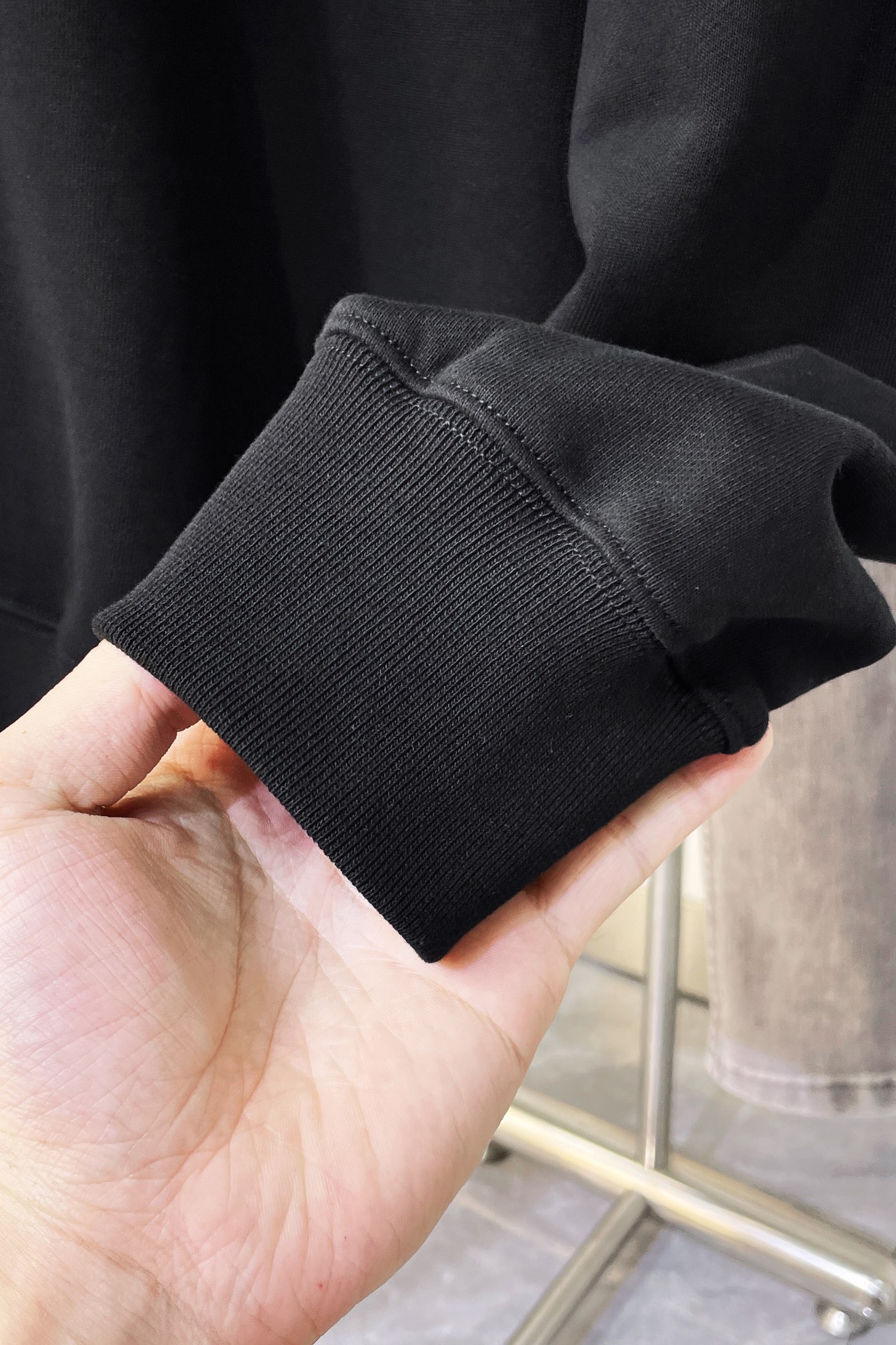 ルイヴィトン服 LOUIS VUITTON 2025新作 クルーネックスウェットシャツ