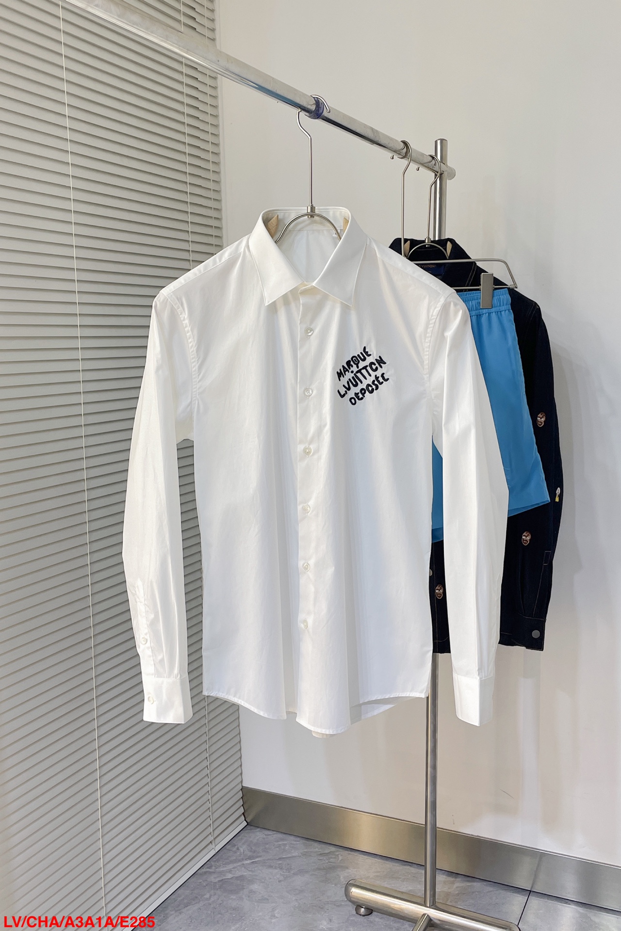 ルイヴィトン服 LOUIS VUITTON 2025新作 長袖シャツ