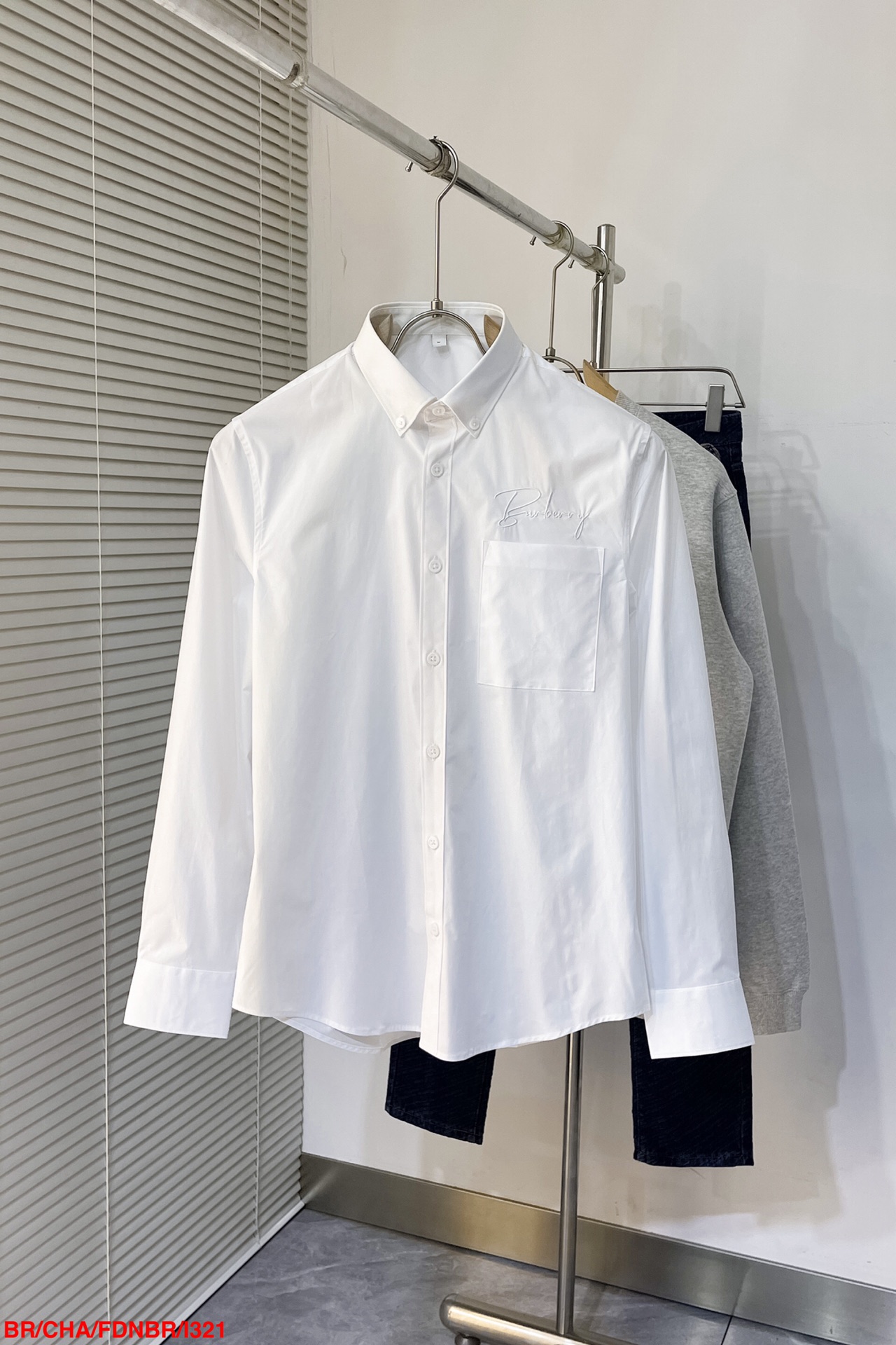 バーバリー服 BURBERRY 2025新作 長袖シャツ