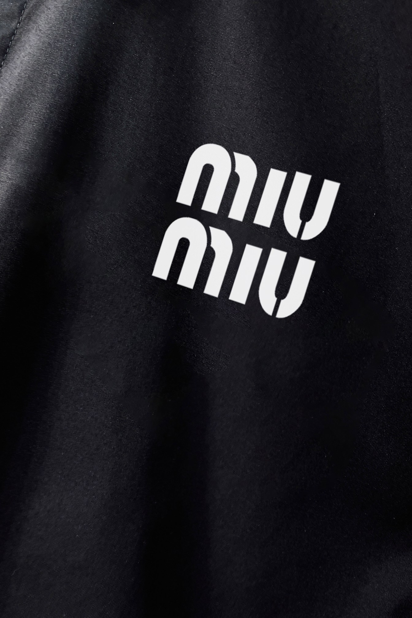 ミュウミュウ服 Miu Miu 2025新作 長袖シャツ