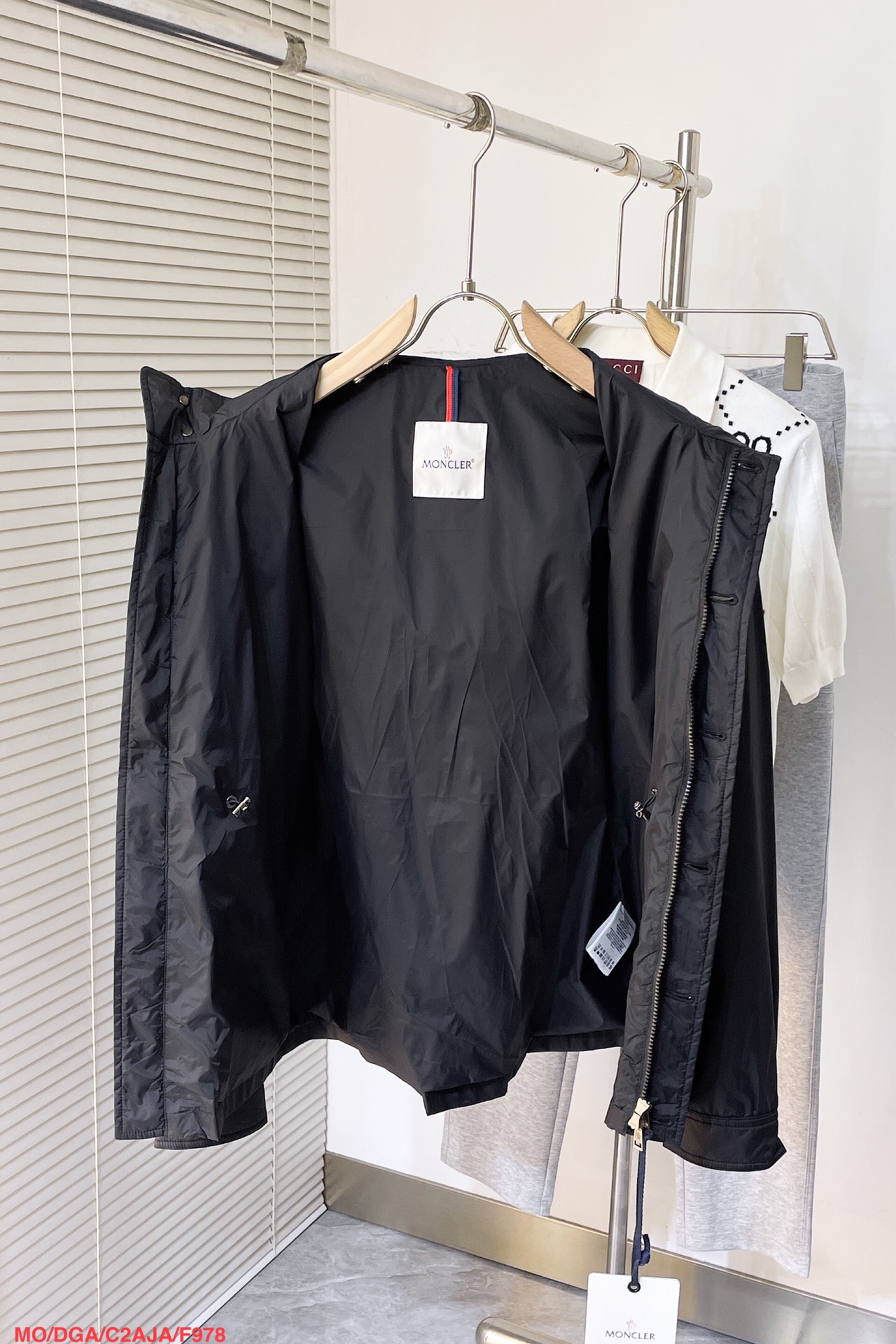 モンクレール服 MONCLER 2025新作 フード付きジャケット