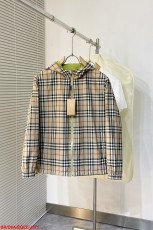 バーバリー服 BURBERRY 2025新作 フード付きジャケット