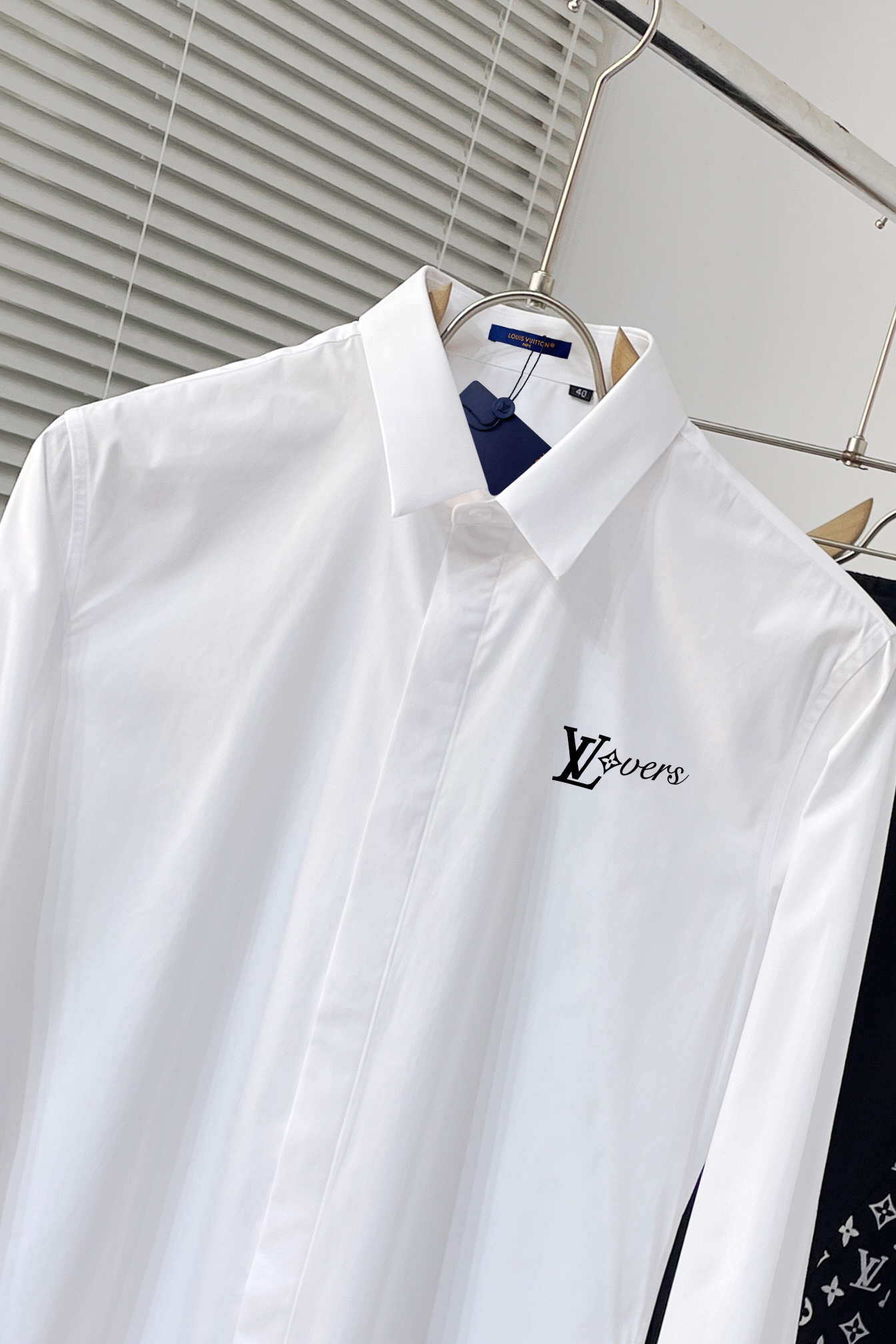 ルイヴィトン服 LOUIS VUITTON 2025新作 長袖シャツ