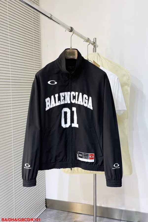 バレンシアガ服 BALENCIAGA 2025新作 スタンドカラージャケット