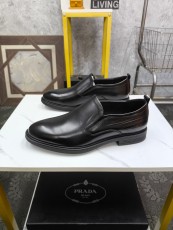 プラダ靴 PRADA 2025新作 高級革靴
