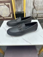 ヴァレンティノ靴 VALENTINO 2025新作 革靴