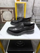 プラダ靴 PRADA 2025新作 高級革靴