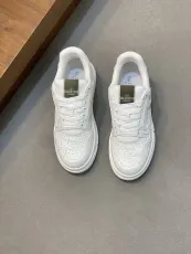 ヴァレンティノ靴 VALENTINO 2025新作 カップルスニーカー