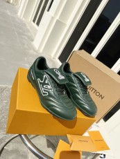 ルイヴィトン靴 LOUIS VUITTON 2025新作 カップルスニーカー
