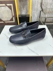 ヴァレンティノ靴 VALENTINO 2025新作 革靴