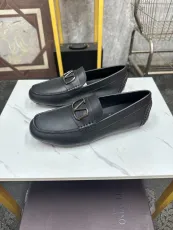 ヴァレンティノ靴 VALENTINO 2025新作 革靴