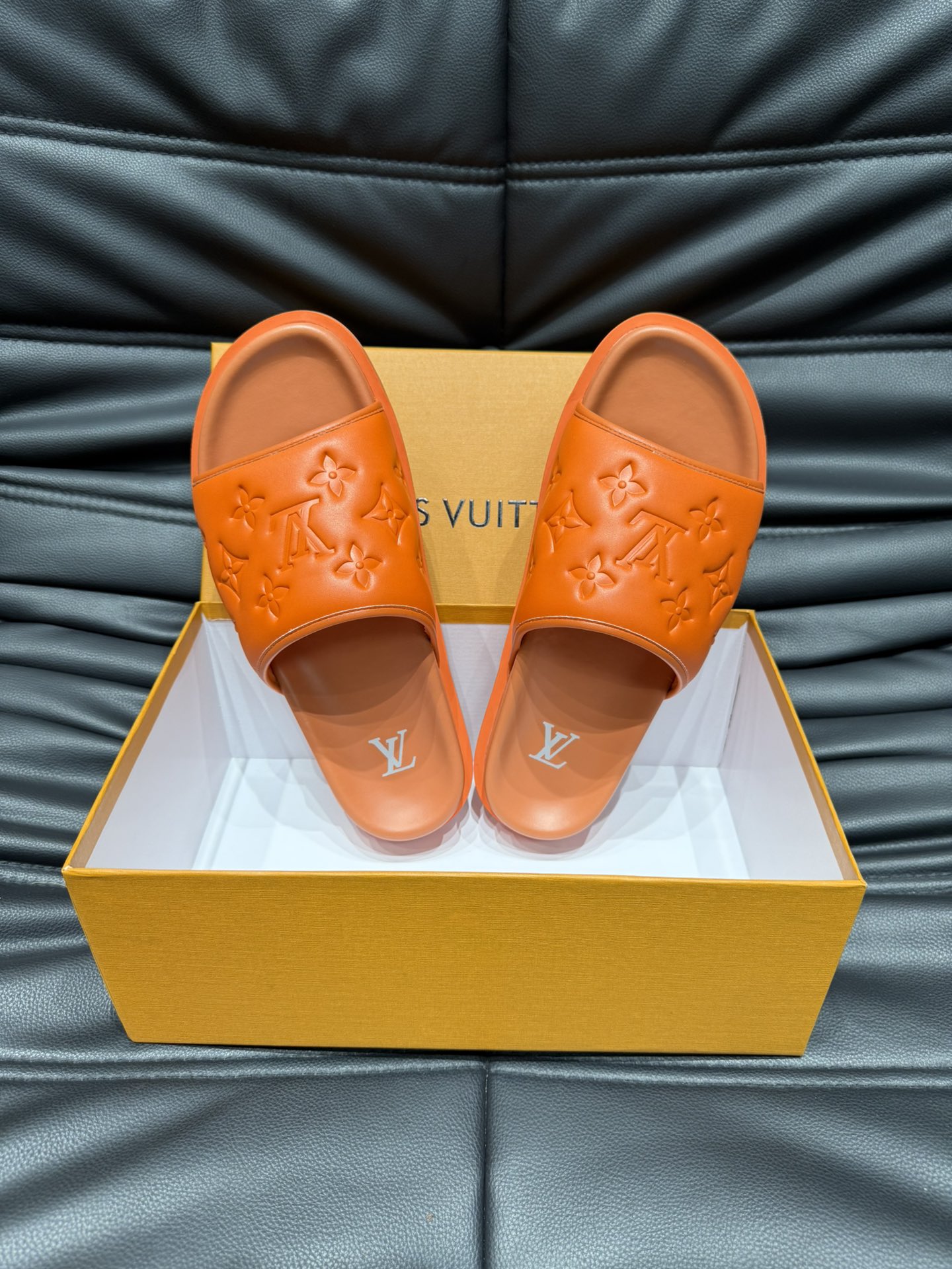ルイヴィトン靴 LOUIS VUITTON 2025新作 スリッパ