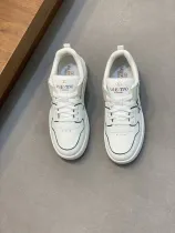 ヴァレンティノ靴 VALENTINO 2025新作 スポーツシューズ