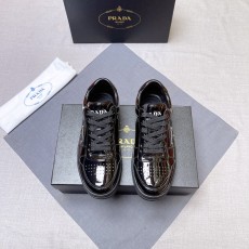 プラダ靴 PRADA 2025新作 レザースニーカー