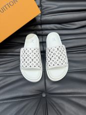 ルイヴィトン靴 LOUIS VUITTON 2025新作 スリッパ