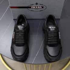 プラダ靴 PRADA 2025新作 スポーツシューズ