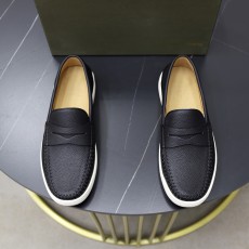 ボッテガヴェネタ靴 BOTTEGA VENETA 2025新作 牛革カジュアルシューズ