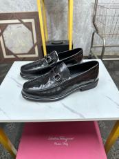 フェラガモ靴 Ferragamo 2025新作 革靴