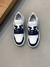 ヴァレンティノ靴 VALENTINO 2025新作 カップルスニーカー