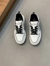 ヴァレンティノ靴 VALENTINO 2025新作 スポーツシューズ