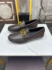 ヴァレンティノ靴 VALENTINO 2025新作 革靴