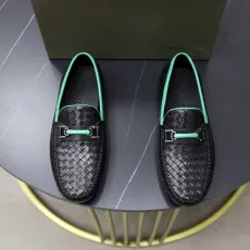 ボッテガヴェネタ靴 BOTTEGA VENETA 2025新作 牛革カジュアルシューズ