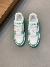 ヴァレンティノ靴 VALENTINO 2025新作 カップルスニーカー