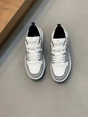 ヴァレンティノ靴 VALENTINO 2025新作 カップルスニーカー