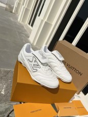 ルイヴィトン靴 LOUIS VUITTON 2025新作 カップルスニーカー
