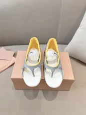 ミュウミュウ靴 Miu Miu 2025新作 片足靴