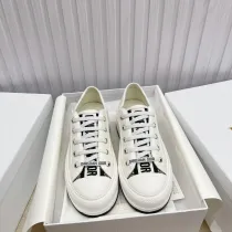 ディオール靴 DIOR 2025新作 フラットスニーカー