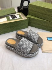 グッチ靴 GUCCI 2025新作 厚底スリッパ