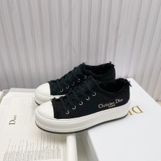 ディオール靴 DIOR 2025新作 フラットスニーカー