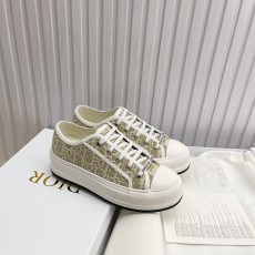 ディオール靴 DIOR 2025新作 フラットスニーカー