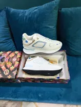 ルイヴィトン靴 LOUIS VUITTON 2025新作 スポーツシューズ