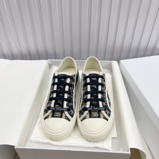ディオール靴 DIOR 2025新作 フラットスニーカー