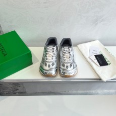 ボッテガヴェネタ靴 BOTTEGA VENETA 2025新作 カップル用スニーカー