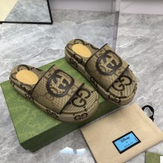 グッチ靴 GUCCI 2025新作 厚底スリッパ