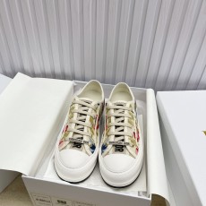 ディオール靴 DIOR 2025新作 フラットスニーカー