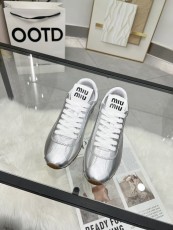 ミュウミュウ靴 Miu Miu 2025新作 デクサンシューズ