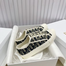 ディオール靴 DIOR 2025新作 フラットスニーカー