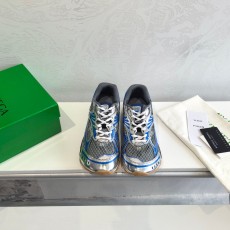 ボッテガヴェネタ靴 BOTTEGA VENETA 2025新作 カップル用スニーカー