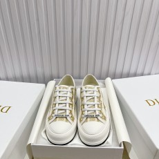 ディオール靴 DIOR 2025新作 フラットスニーカー